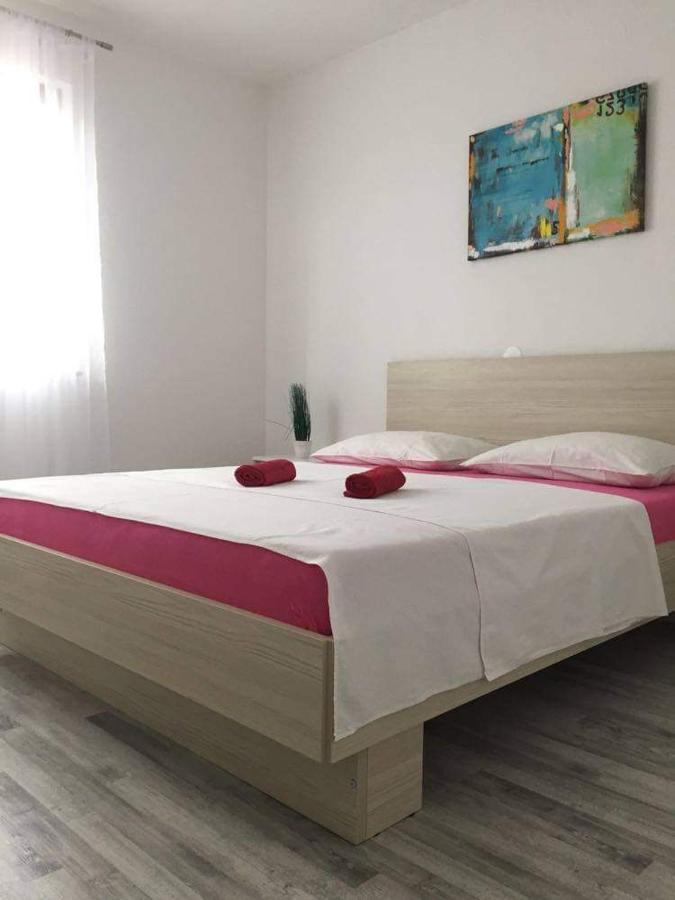 Apartment Ante&Dijana Starigrad Paklenica Buitenkant foto