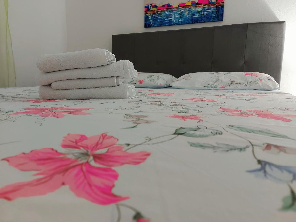 Apartment Ante&Dijana Starigrad Paklenica Buitenkant foto