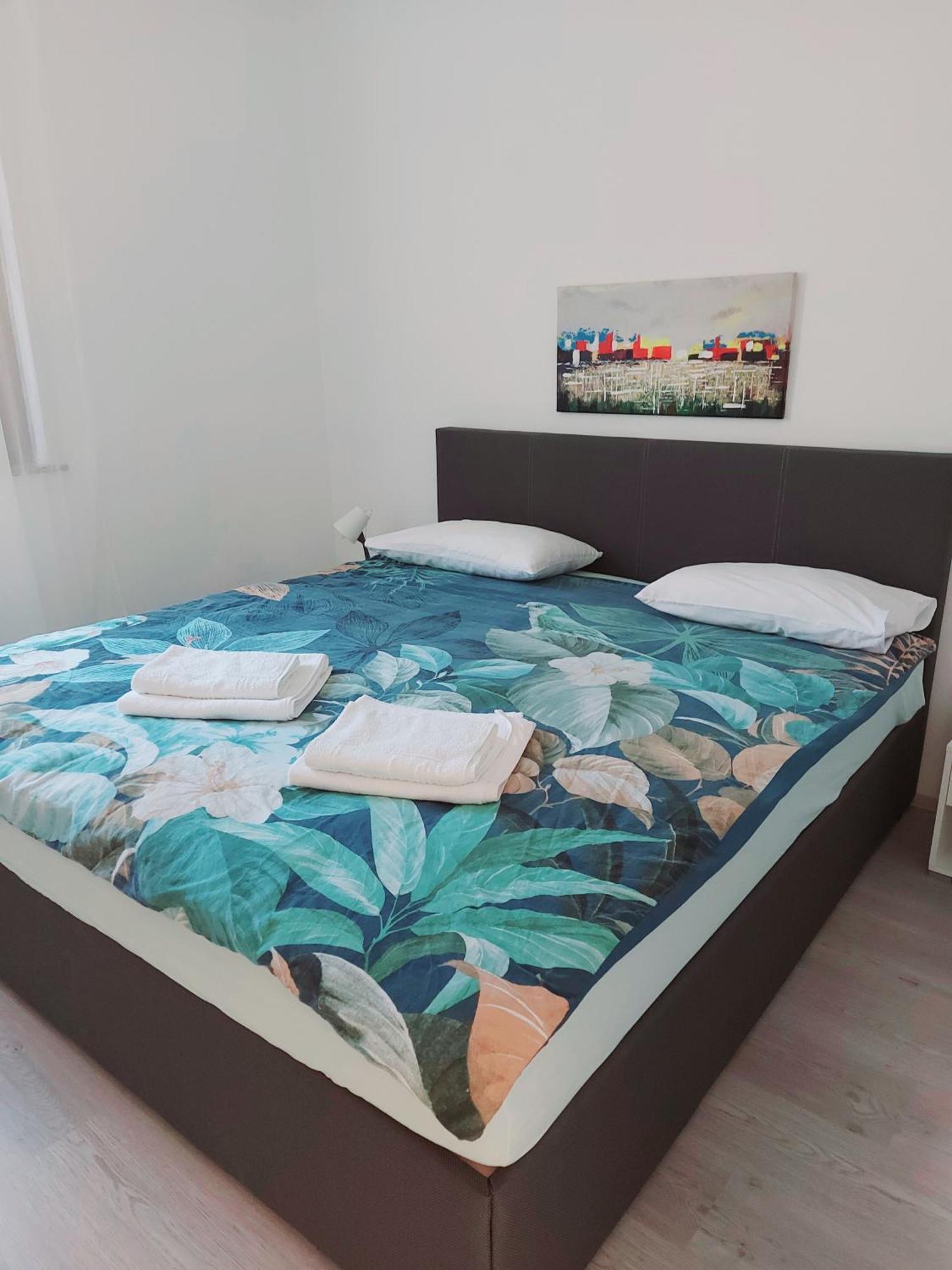Apartment Ante&Dijana Starigrad Paklenica Buitenkant foto