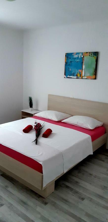 Apartment Ante&Dijana Starigrad Paklenica Buitenkant foto